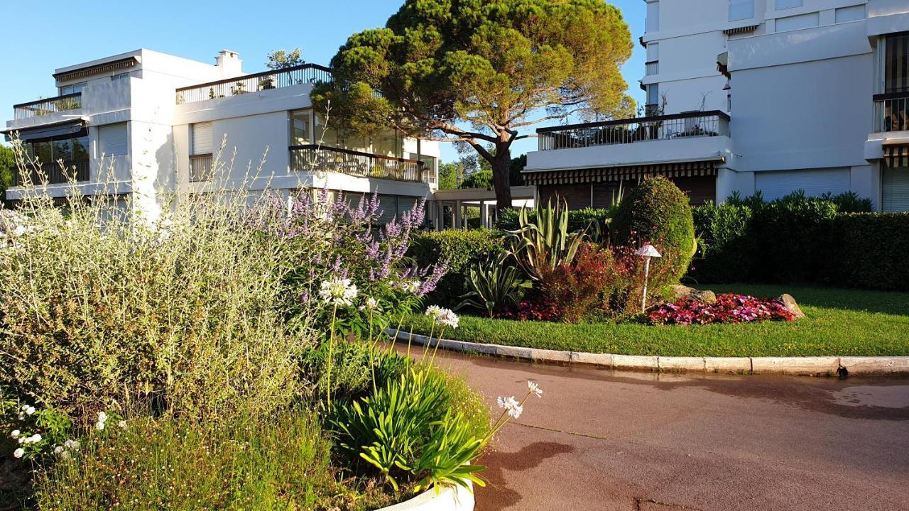 Garden&beach sea view apartment Cannes Mandelieu Buitenkant foto