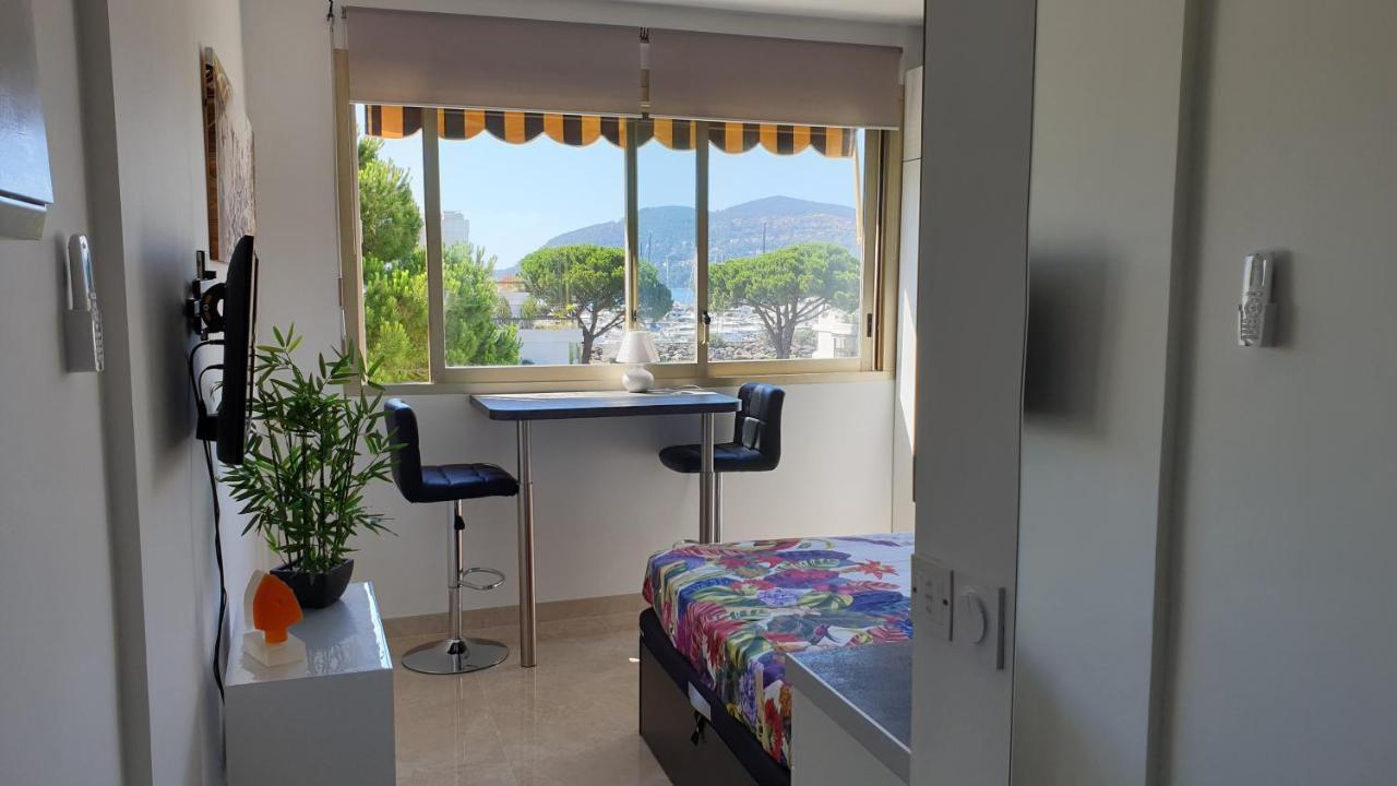 Garden&beach sea view apartment Cannes Mandelieu Buitenkant foto