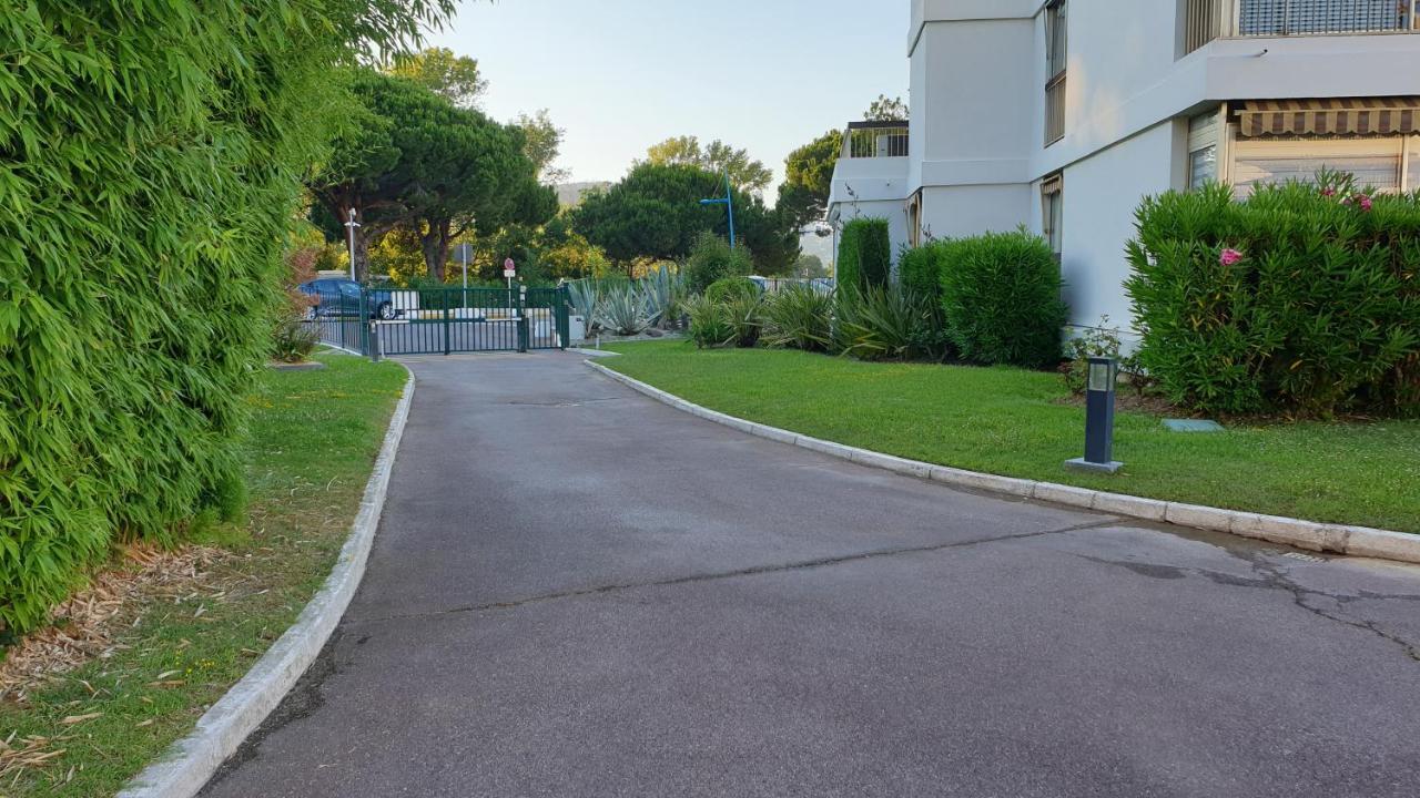 Garden&beach sea view apartment Cannes Mandelieu Buitenkant foto
